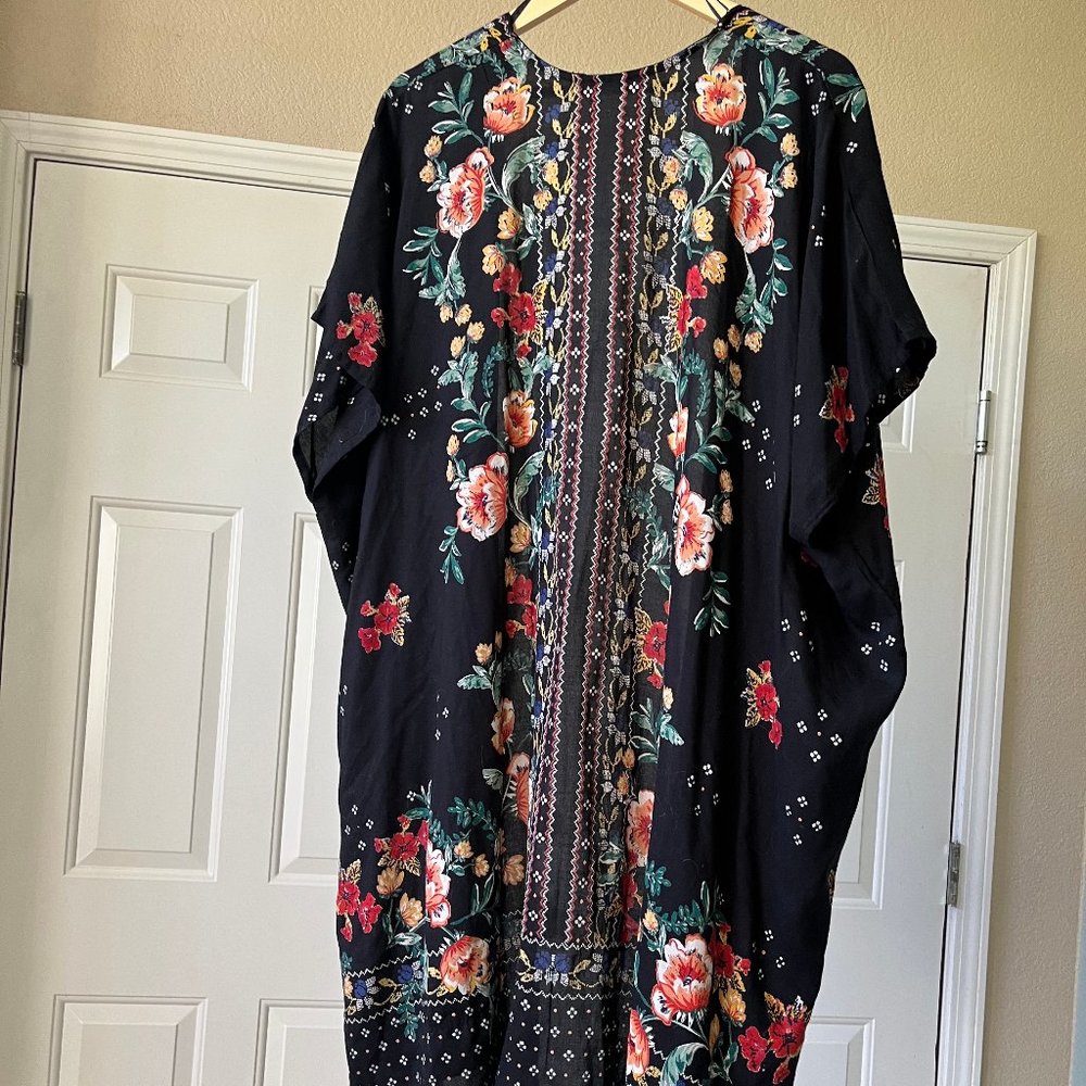 Boho short sleeve kimono style shawl